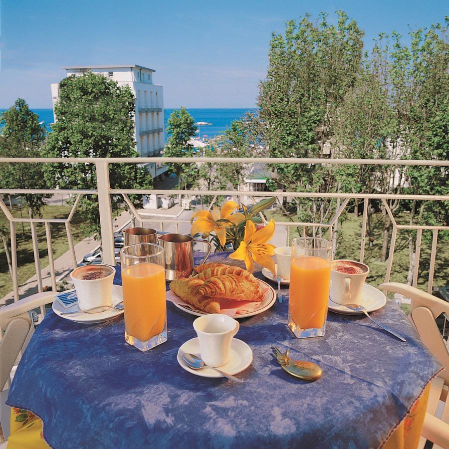 Hotel Calypso Cesenatico Eksteriør billede
